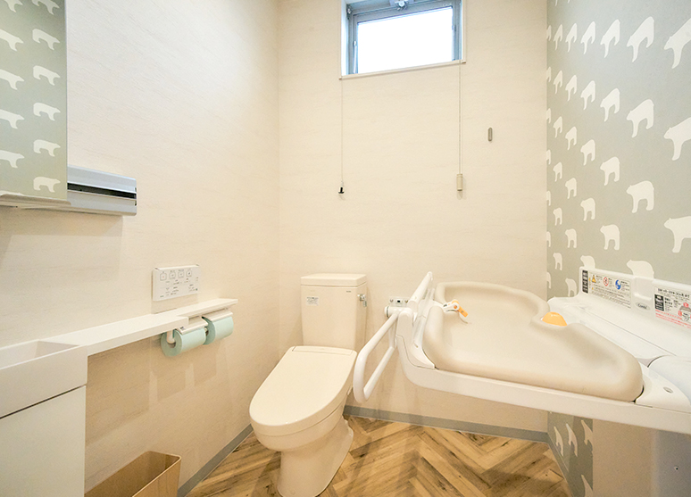 多目的トイレ